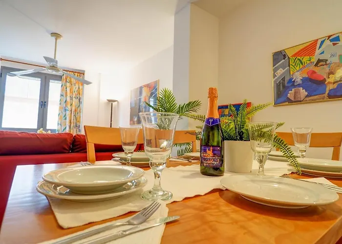Burdeos By Hello Homes Апартаменты *